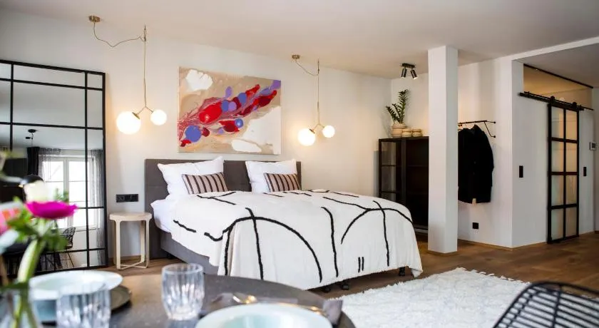 Livingloft Apartments - Image 1