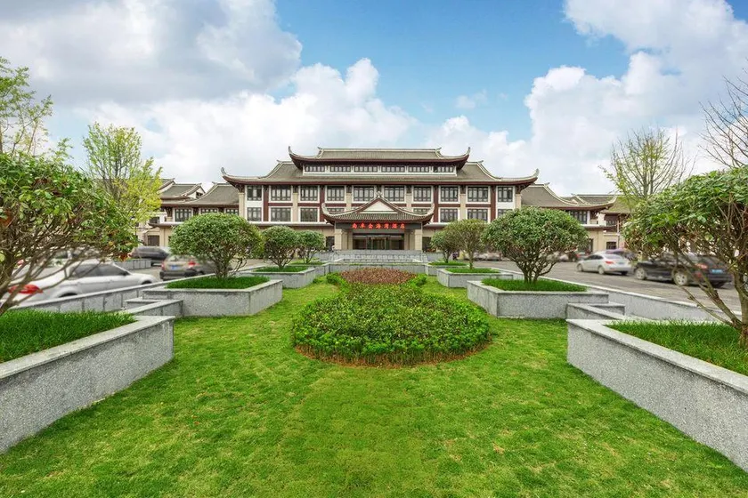 Nanzhuo Jinhaiwan Hotel - Image 1