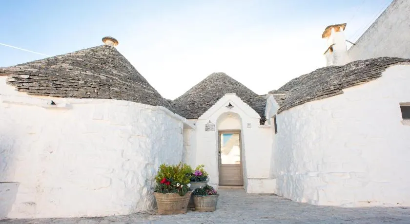 Trulli Holiday Deluxe & Wellness - Image 1
