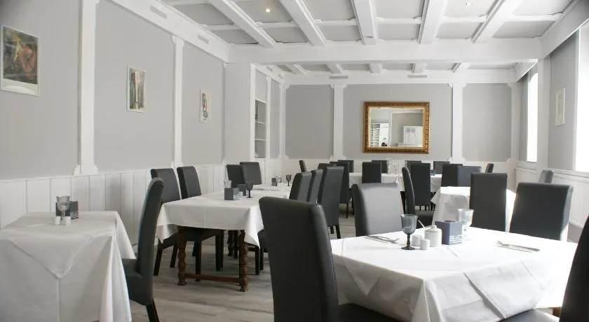 Hotel Garni Alte Post - Image 1