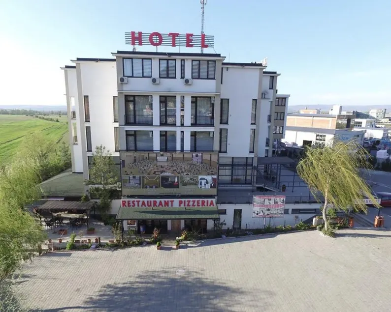 Hotel OK - Image 1