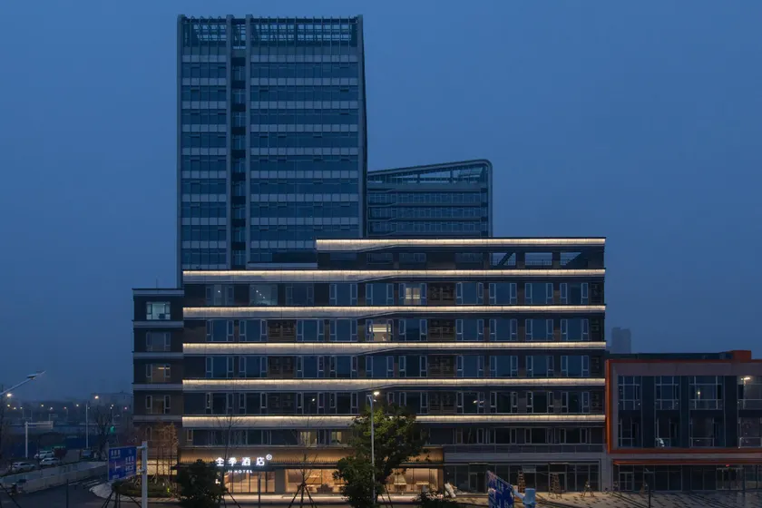 JI Hotel Wuhan Dongxihu Wuhuan Sports Center - Image 1