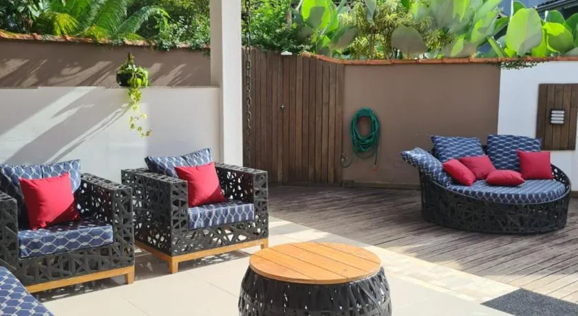 Linda Casa em Ubatuba Condomínio Fechado - Image 1