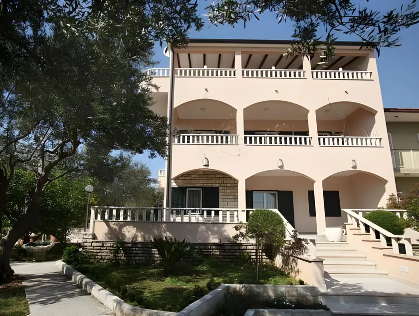 Villa Sun - Image 1