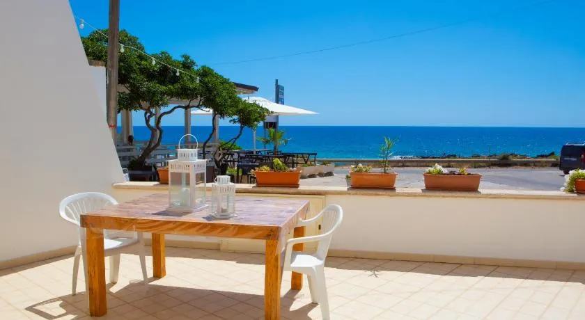 Incantevole villa sul mare - Image 1