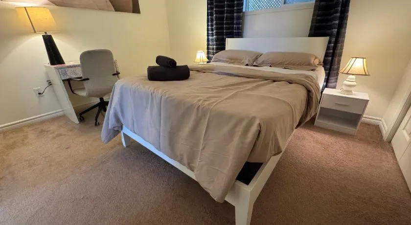 Lakeview Retreat - Image 1