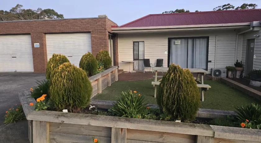 Double Room Farm Stay - Image 1