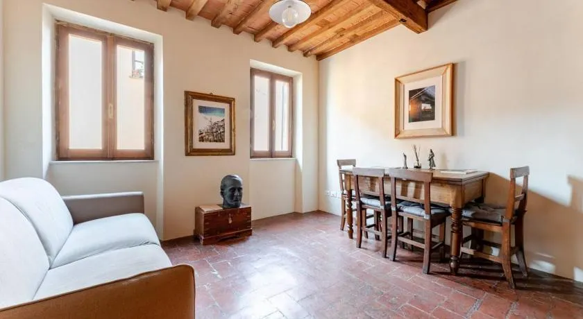 100m from the Duomo - The Living Gallery - Image 1