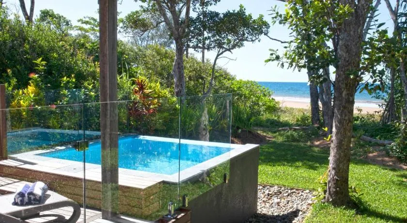 The Bungalows - Absolute Beachfront - Image 1