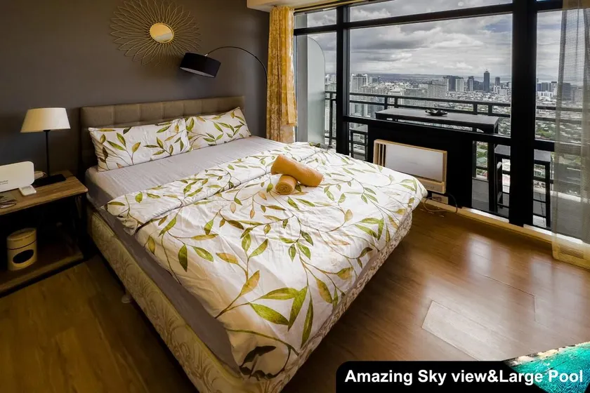 Amazing Gramercy Makati Upper Floor Studio 5918 - Image 1