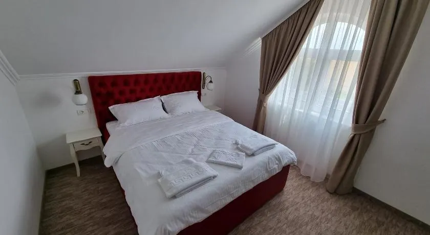 Mini Paradis - Image 1