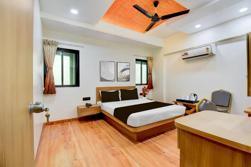 Townhouse Balewadi Stadium Pune Formerly Hotel Sarovar - Image 1