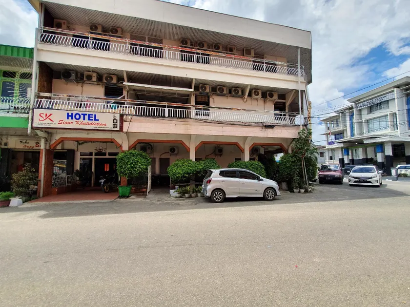 Hotel Sinar Khatulistiwa - Image 1