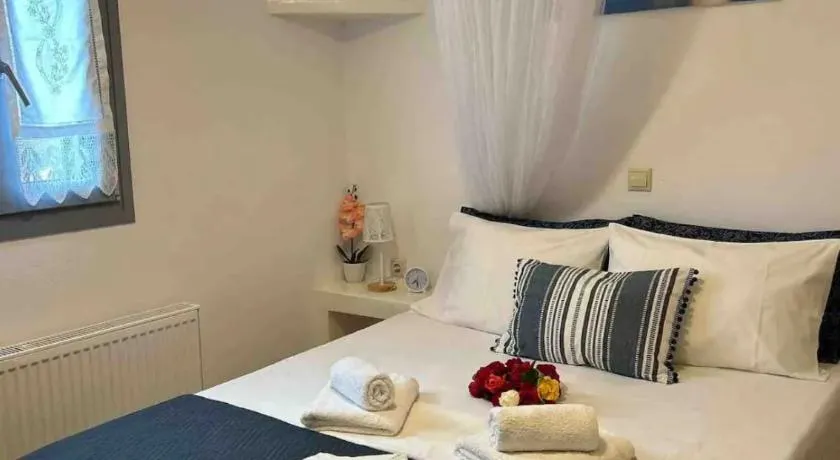 Diavrouxas House in Sifnos - Image 1