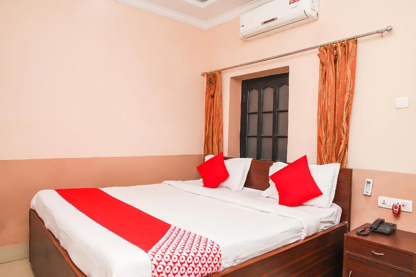 OYO Flagship 4587 Daffodil Guest House - Image 1