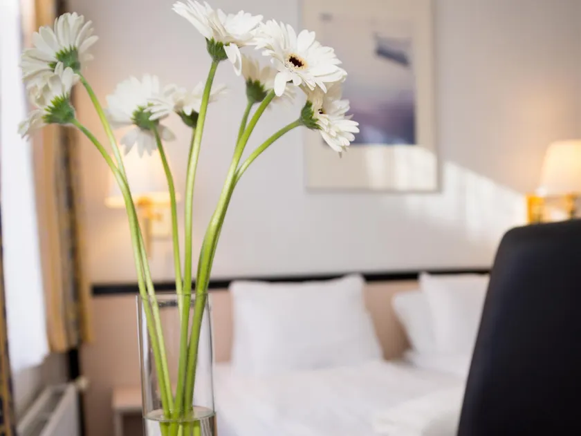 Prinsen Hotel - Image 1