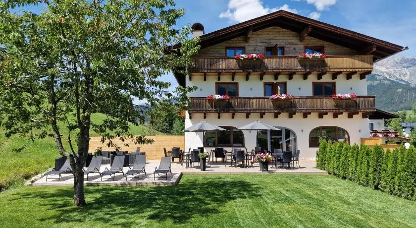 Hotel Pension Annerlhof - Image 1