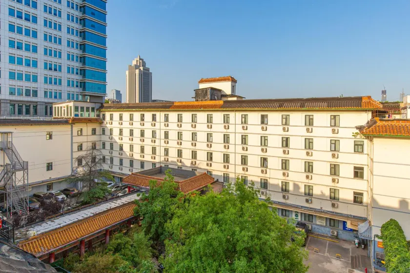 Motel Jinan Shandong University Central Campus - Image 1
