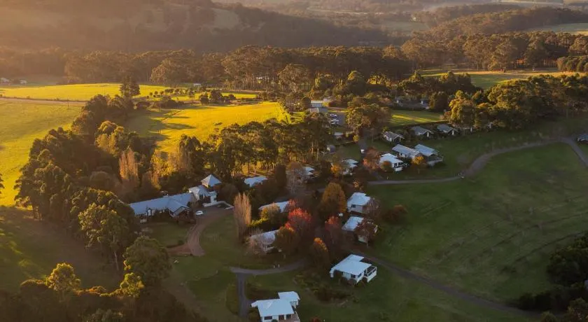 Karri Mia Chalets and Studios - Image 1