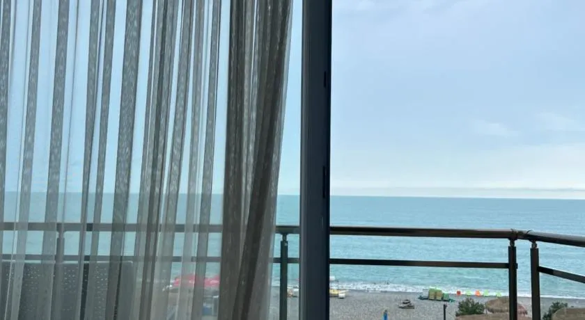 SUNSHINE Hotel Kvariati - Image 1