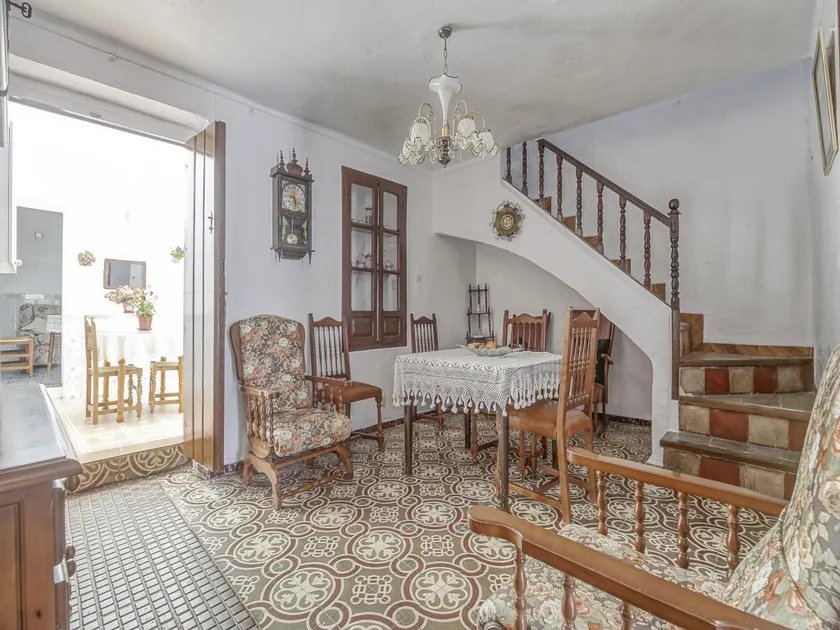 Holiday Home in Villanueva near El Terril Peak - Image 1