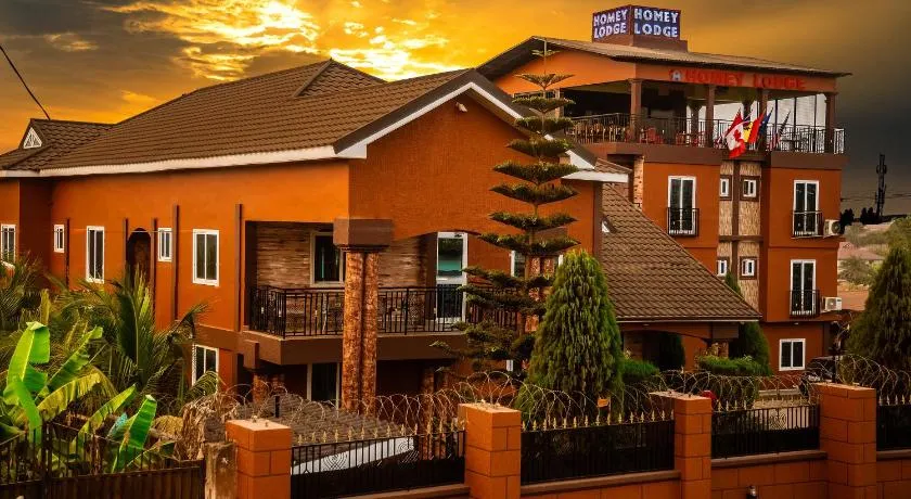 Homey Lodge - Image 1