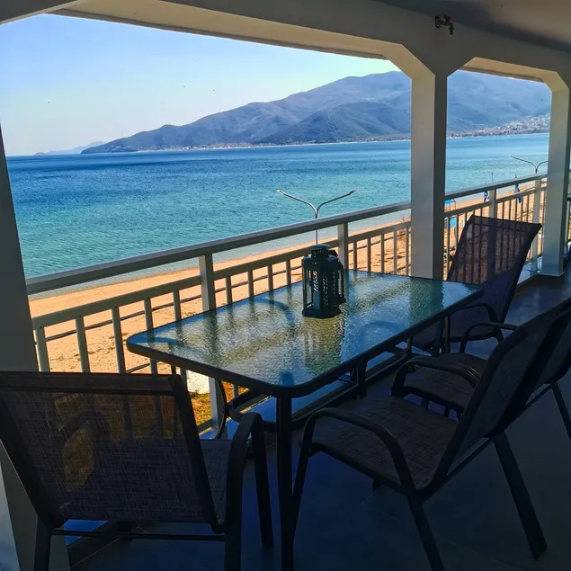 Sea Breeze luxury apartments - Image 1