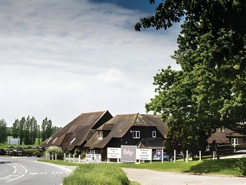 Winchelsea Lodge - Image 1