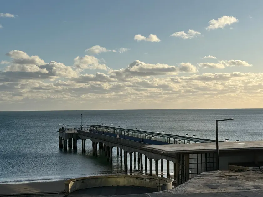 Seabreeze Suit Bournemouth Boscombe - Image 1