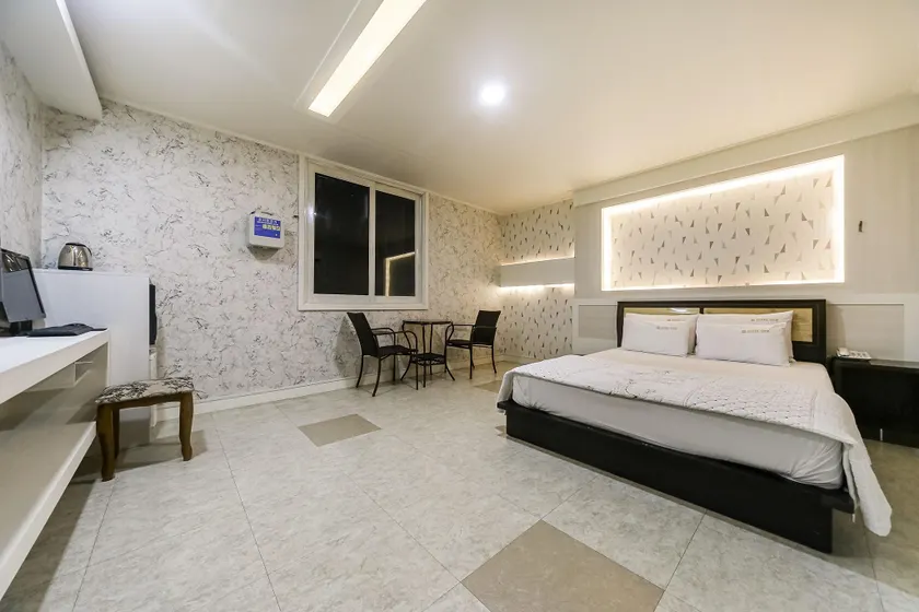 Gumi Wonpyeongdong Narbonne - Image 1
