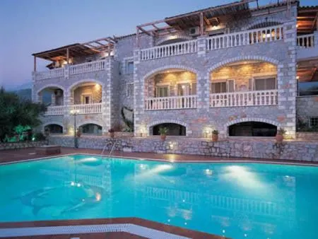 Amalia Apartments - Image 1