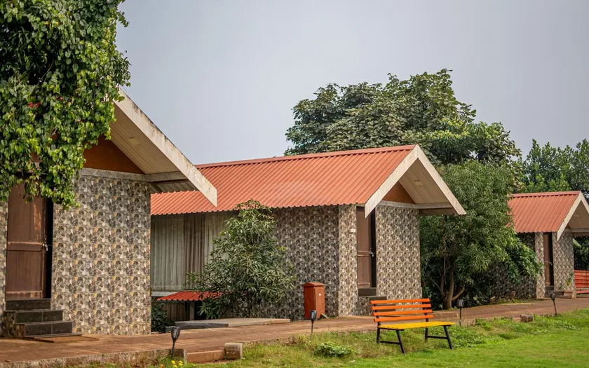 Shvas Island Resort - Image 1