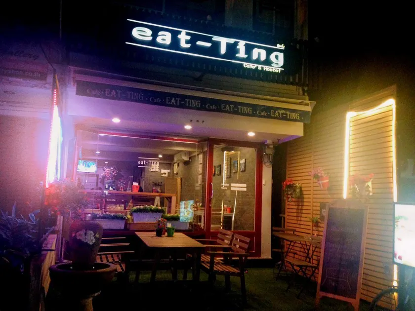 eat-Ting Cafe' and Hostel - Image 1