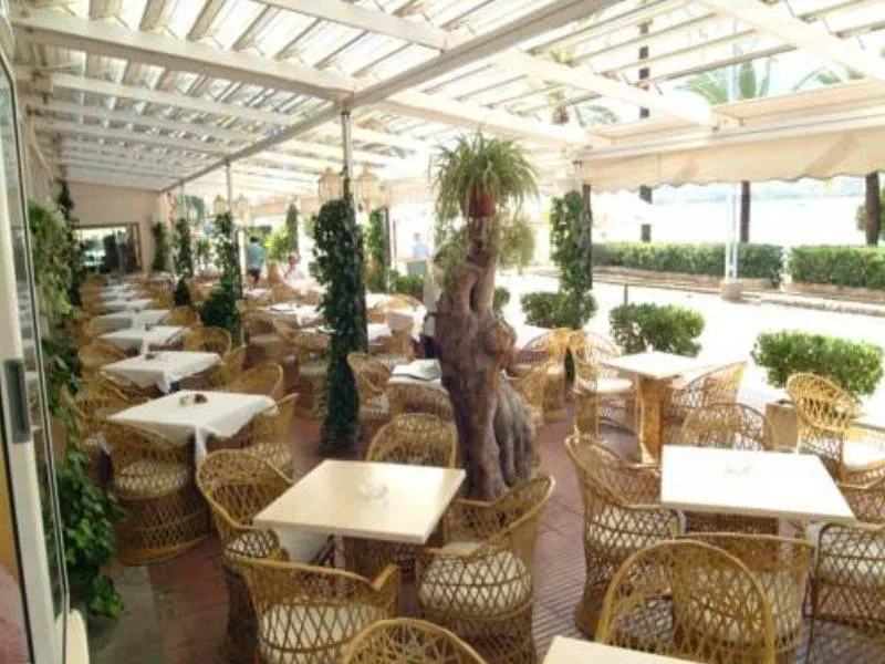 Generoso Aparthotel - Image 1