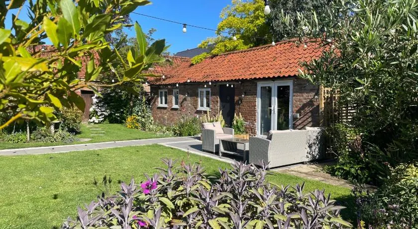 The Old Stable, Rustic Charm Modern Comforts - Image 1