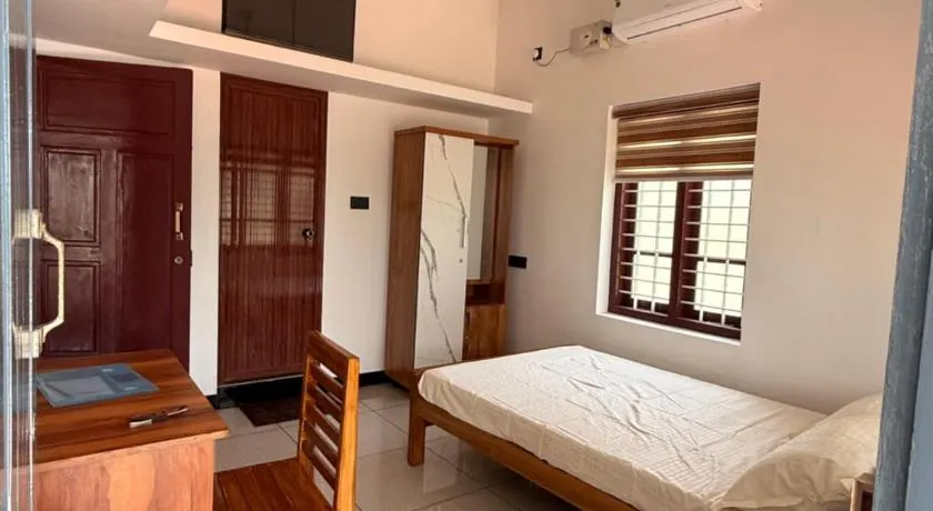 Lakeside Meadows- Diamond Homestay - Image 1