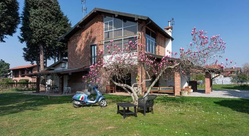 Cascina cattabreghetta - Image 1