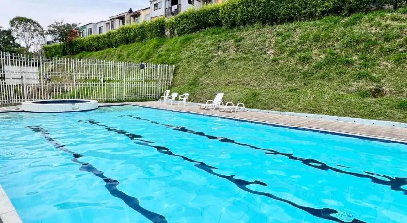 Apartamento 3 habitaciones cerca del Aeropuerto Matecaña Piscina y zonas recreativas Hasta 9 huéspedes - Image 1