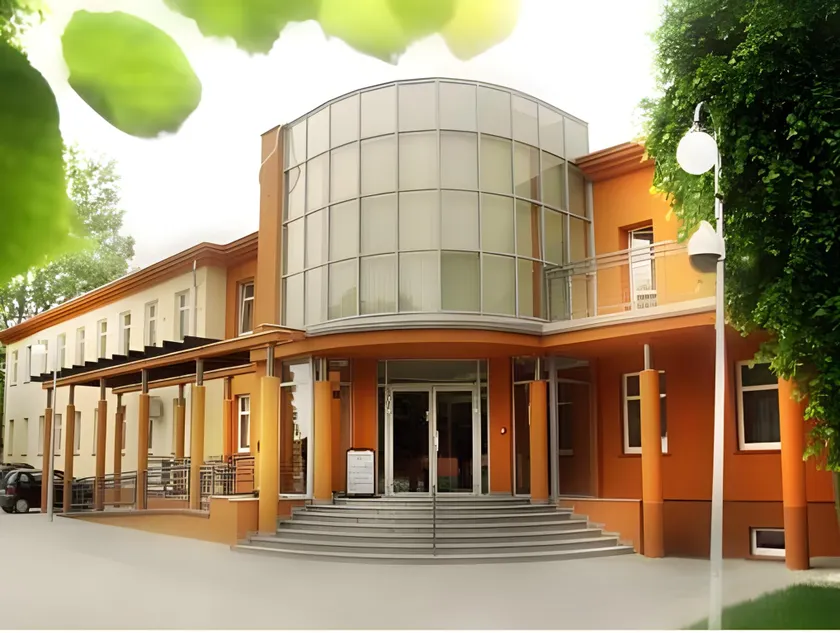 Hotel Jarota - Image 1