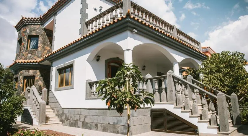 Villa Cervantes Sonnenland con piscina privada climatizada - Image 1