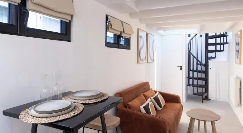 Stylish 1BR Loft near Montparnasse - Image 1