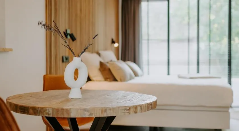 Bed & Breakfast BBNo9 - Image 1
