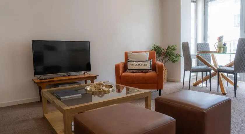 Golf Links Seafront Serviced Apartment - Image 1