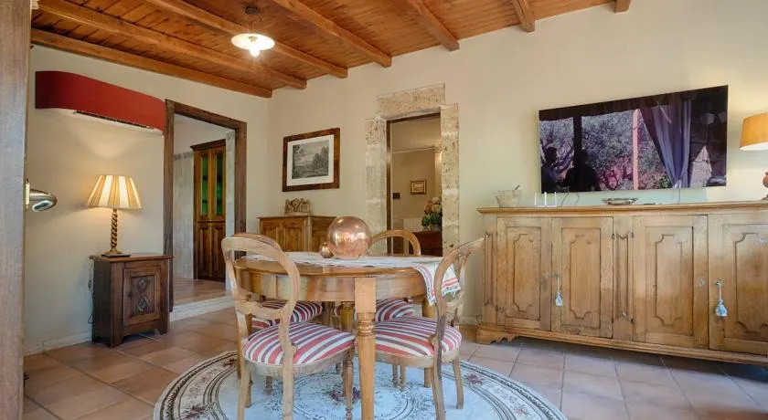Cascina Carrara, Dimora di Charme - Image 1