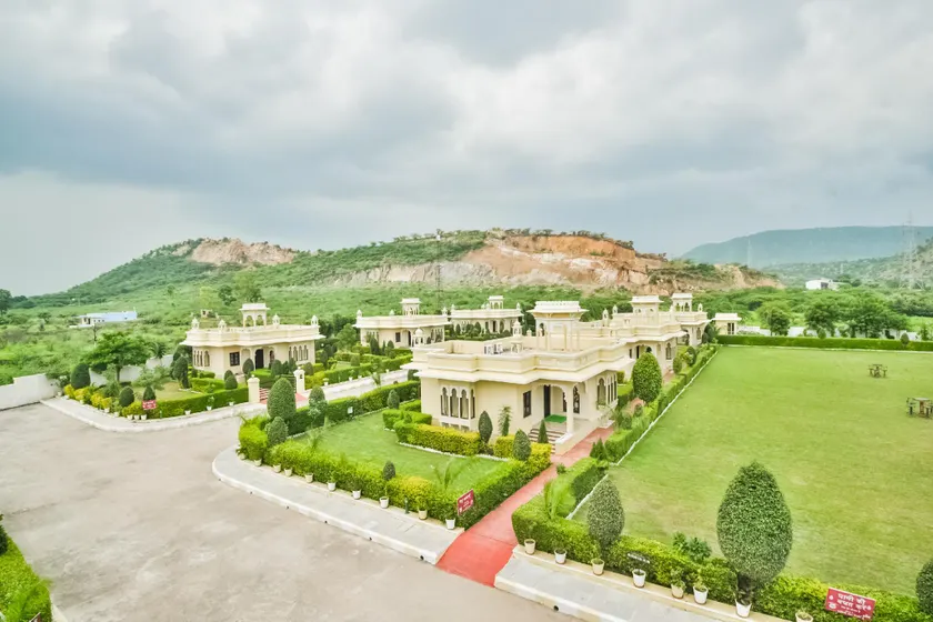 Padmini Bagh Resort - Image 1