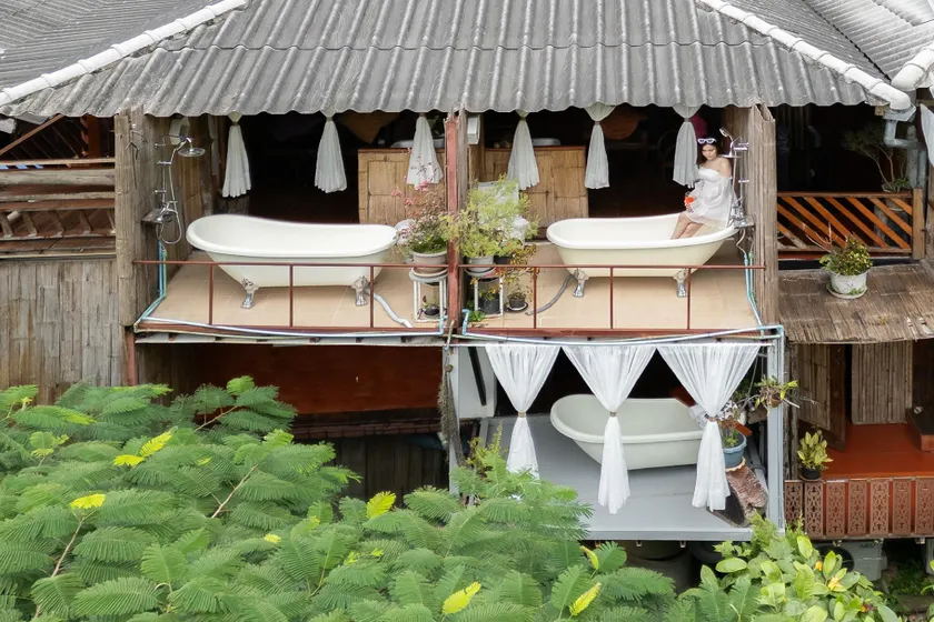 Monruamsuk Homestay Cafe and Bistro - Image 1