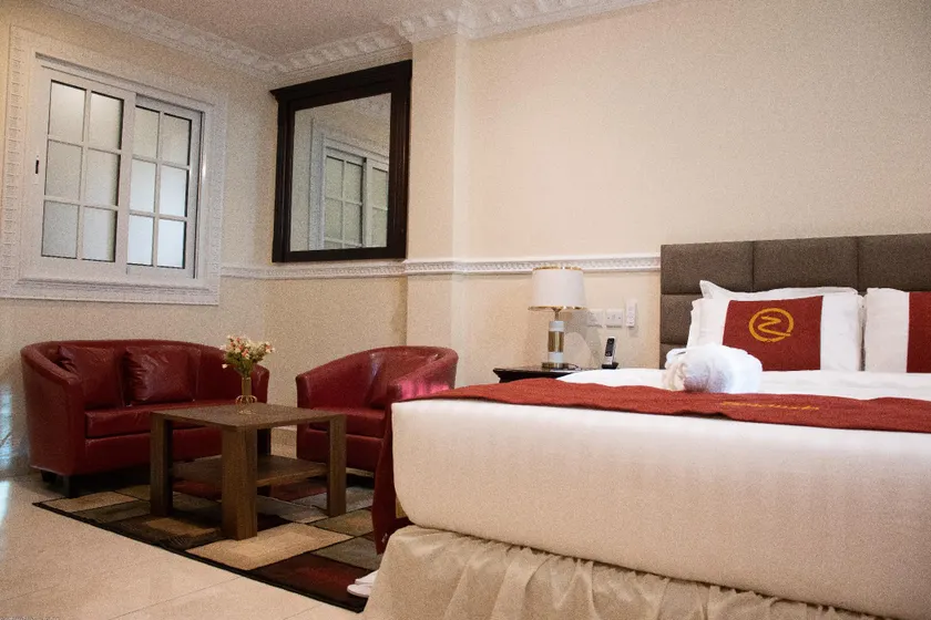 Zimansky Hotel - Image 1