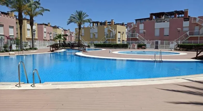Vera Playa Apto 1-4 Personas Piscina Parking WI-FI - Image 1