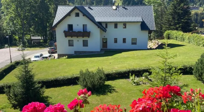 pension George - Image 1