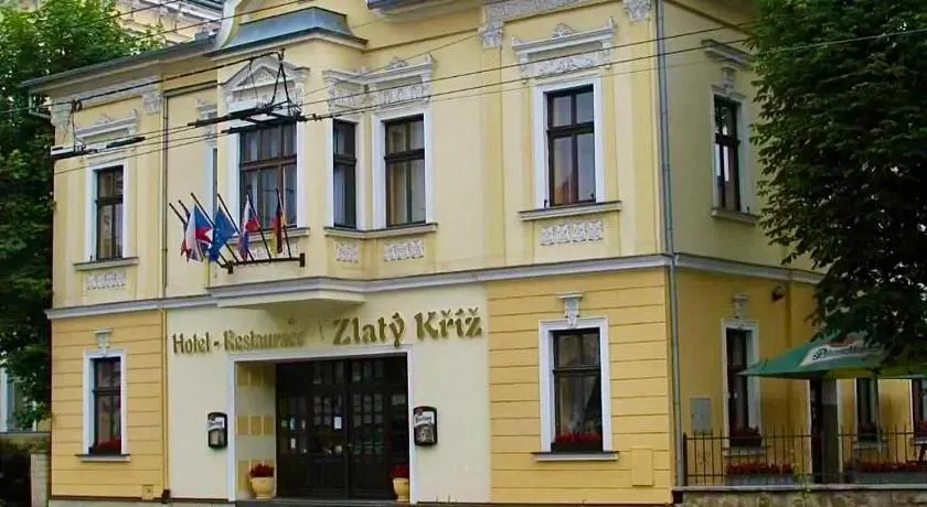 Hotel Zlatý Kříž - Image 1